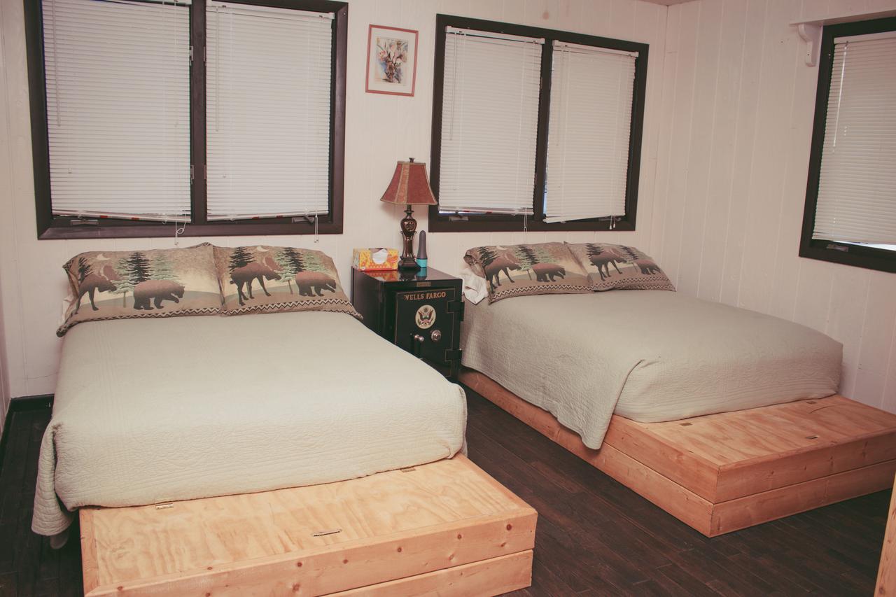 Au Train Island View Lodge Residence - thumb 9