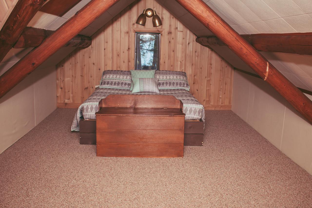 Au Train Island View Lodge Residence - thumb 12