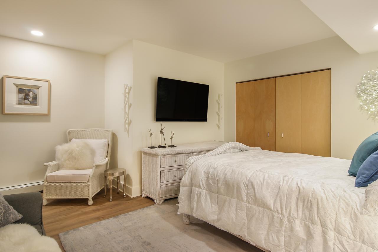 Lake Michigan Family Getaway - thumb 2