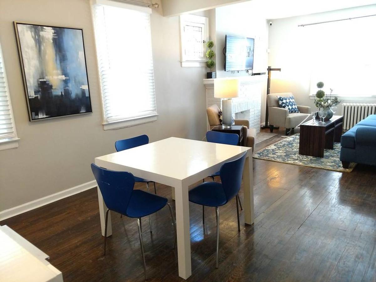 Cute And Quiet Sleeps 10~15mins Downtown Detroit - thumb 5