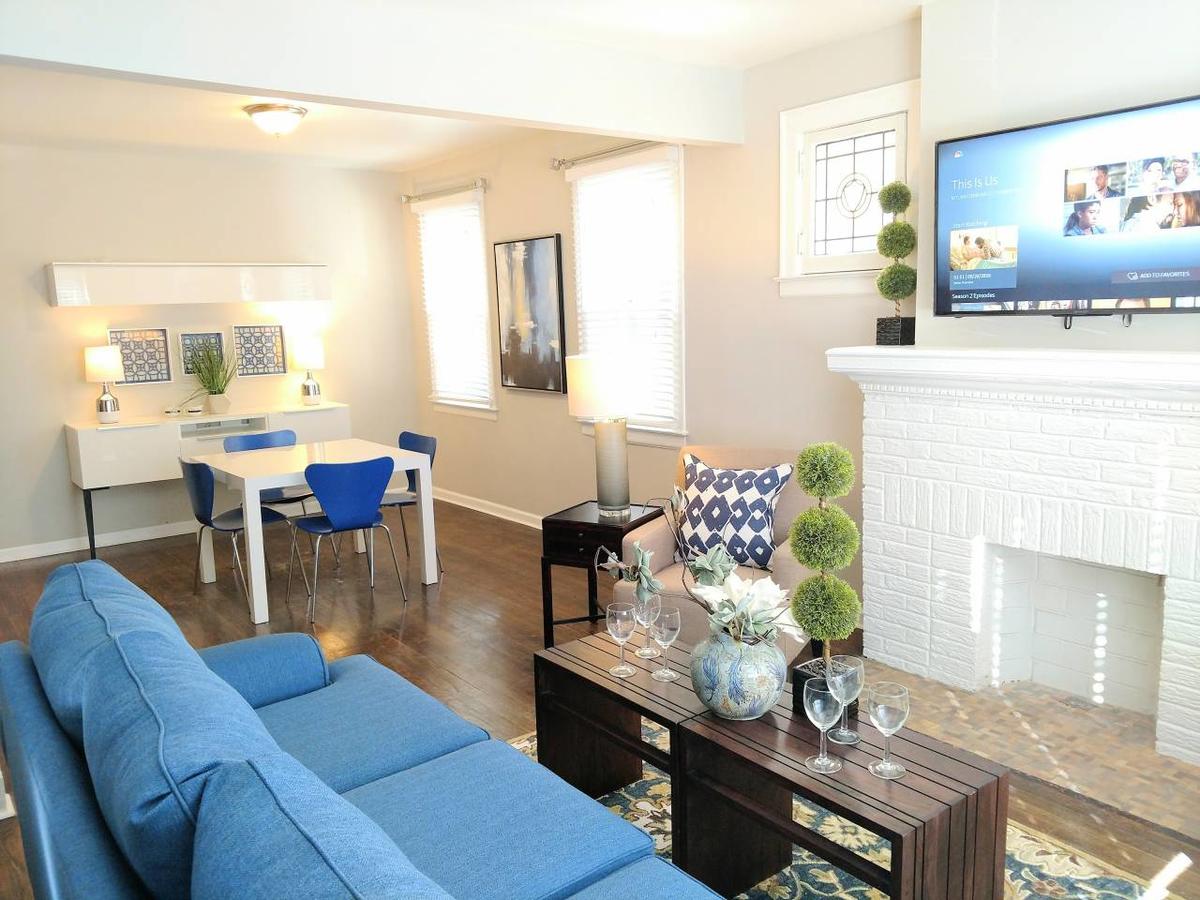 Cute And Quiet Sleeps 10~15mins Downtown Detroit - thumb 0