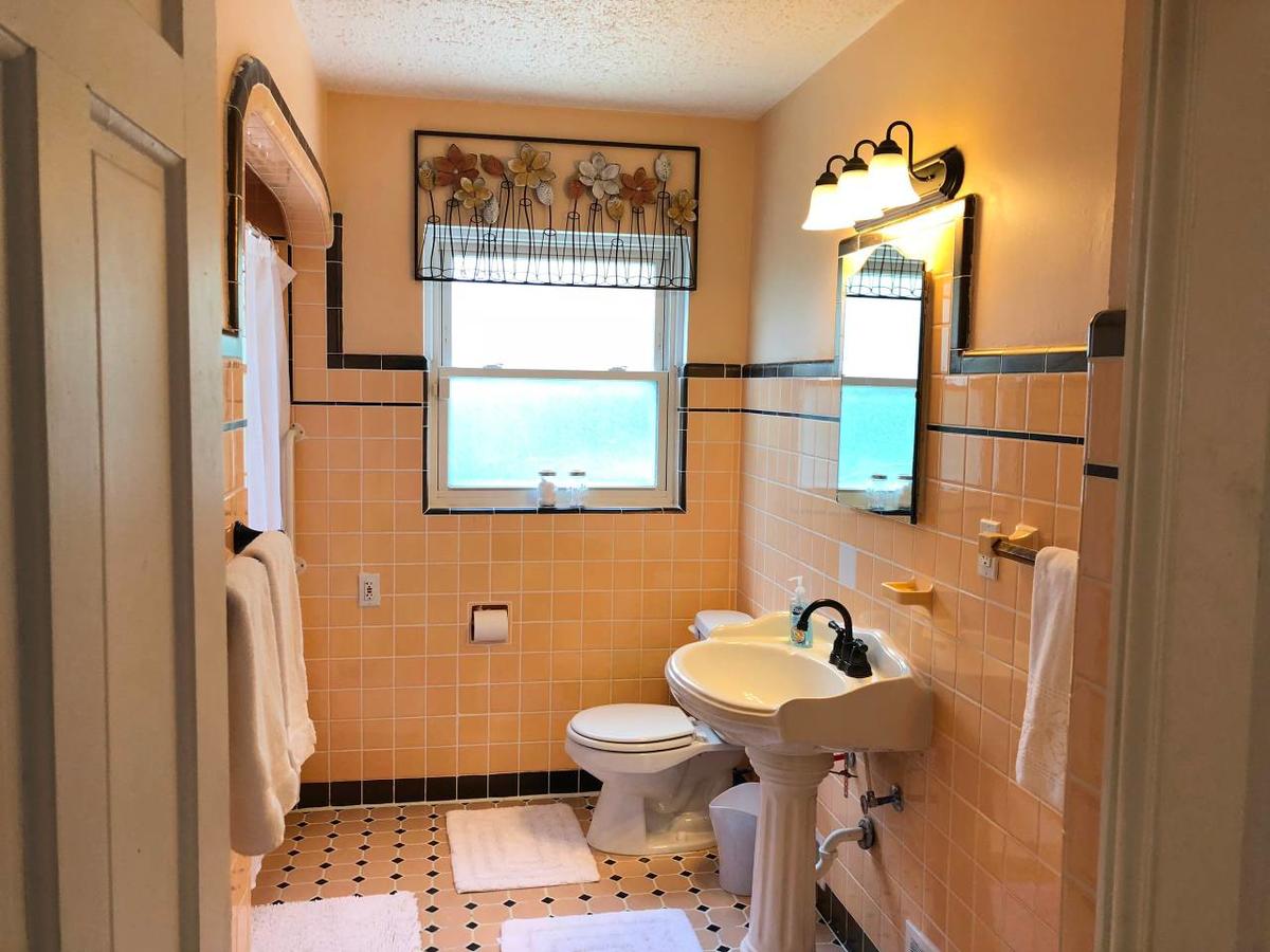 The Parkside / University District/15m To Downtown - thumb 35