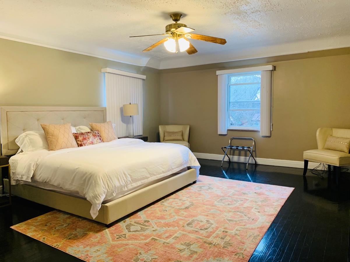 The Parkside / University District/15m To Downtown - thumb 18