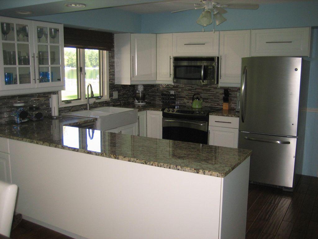 Cute Lake House On West Twin Lake - thumb 8