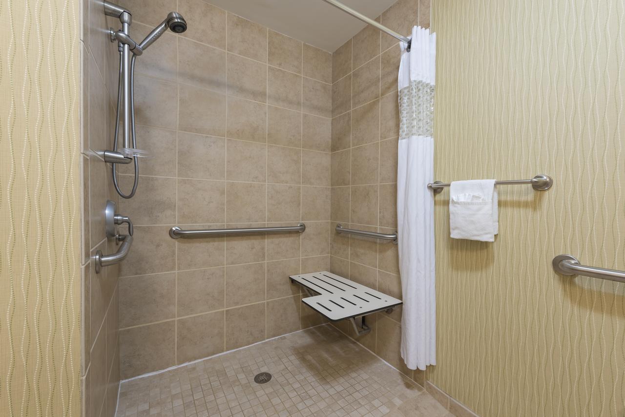 Hampton Inn East Lansing - thumb 24