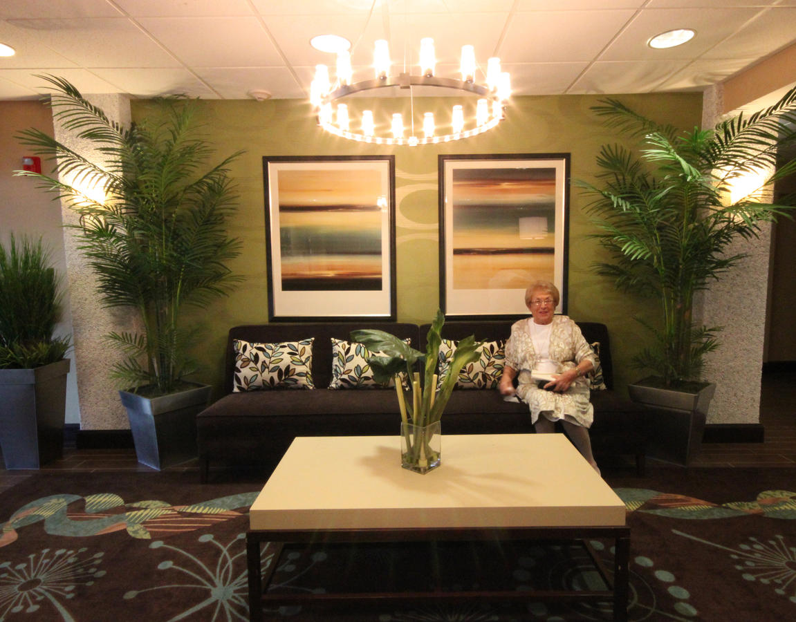 Hampton Inn East Lansing - thumb 25