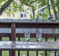 2 Decks  Grill Near MSU - Accommodation Michigan