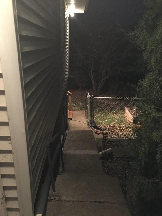 2817 Sherbourne Dr - thumb 4