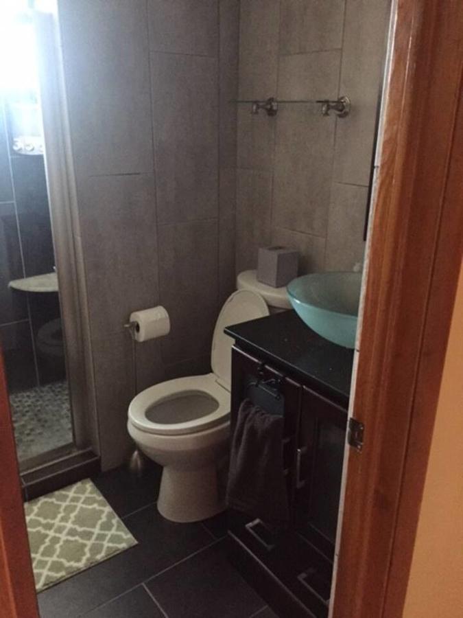 2817 Sherbourne Dr - thumb 6