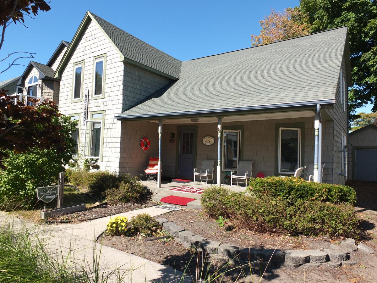 Agape Bayside Cottage - thumb 0