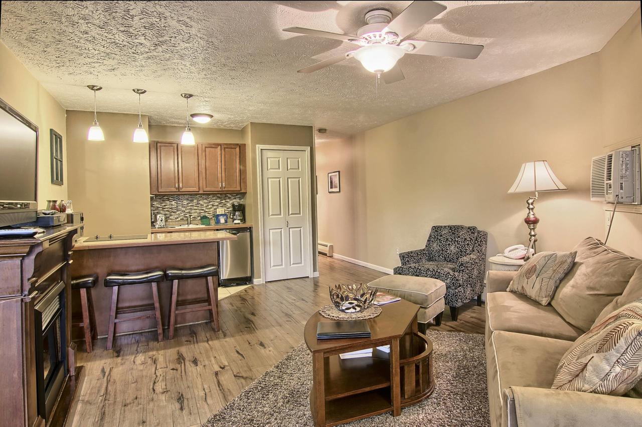 102 Pointes North Inn - thumb 9