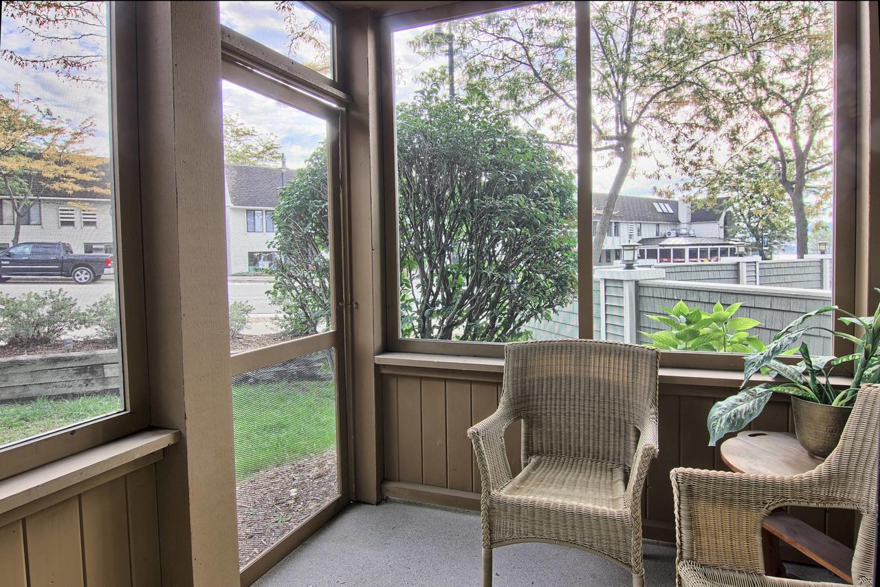 102 Pointes North Inn - thumb 6
