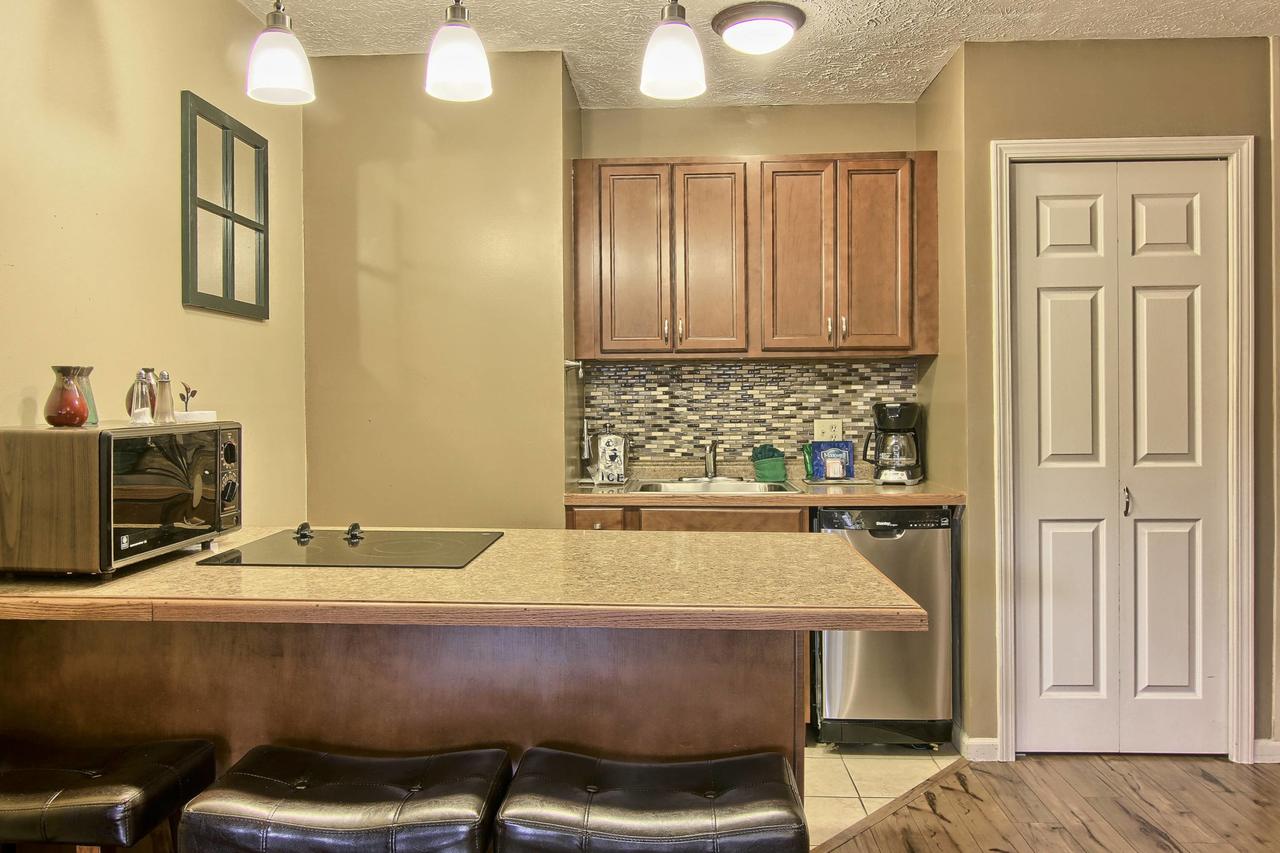 102 Pointes North Inn - thumb 10