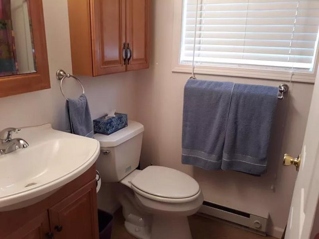 Lake Huron - 3 Bedroom, 2 Bath - Lake Front Vacation Condo Condo - thumb 7