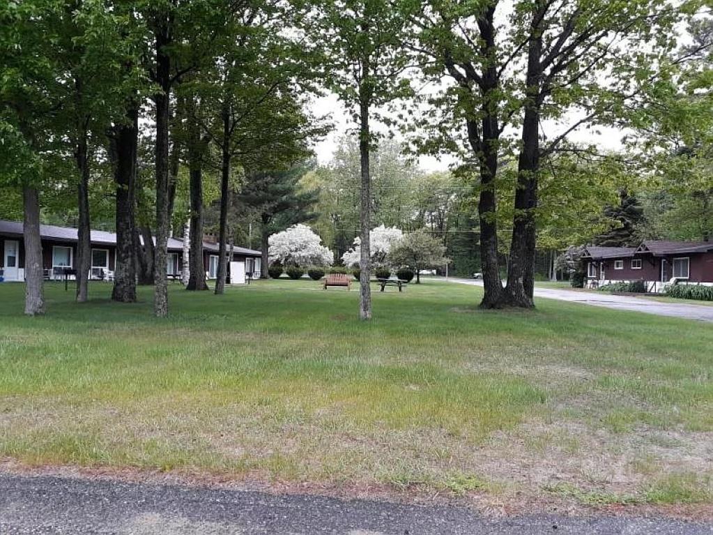 Lake Huron - 3 Bedroom, 2 Bath - Lake Front Vacation Condo Condo - thumb 8