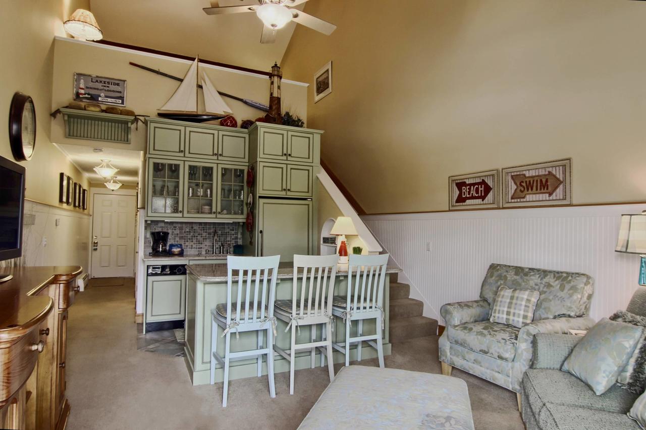 202 Pointes North Inn - thumb 17