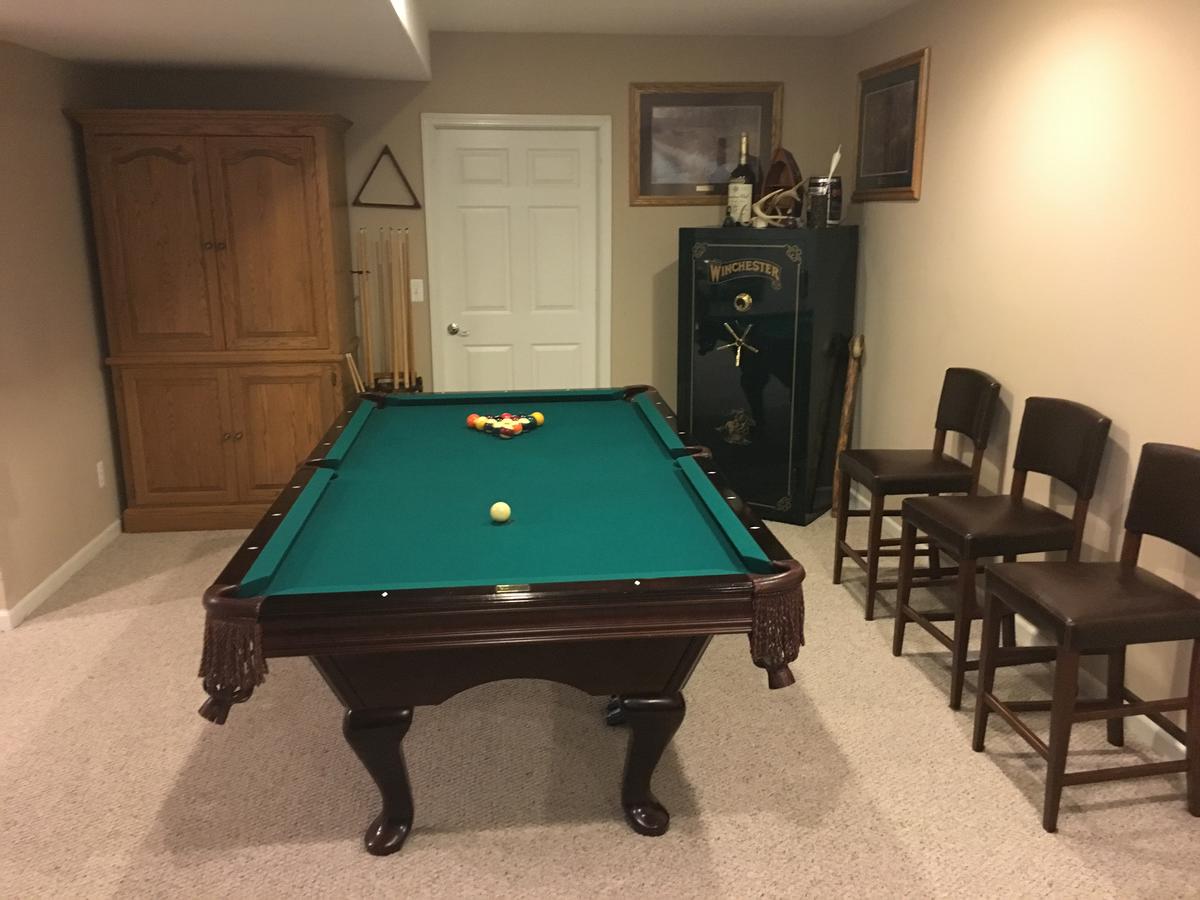 Beautiful Spacious Home Ready For Game Day!!! !! - thumb 6