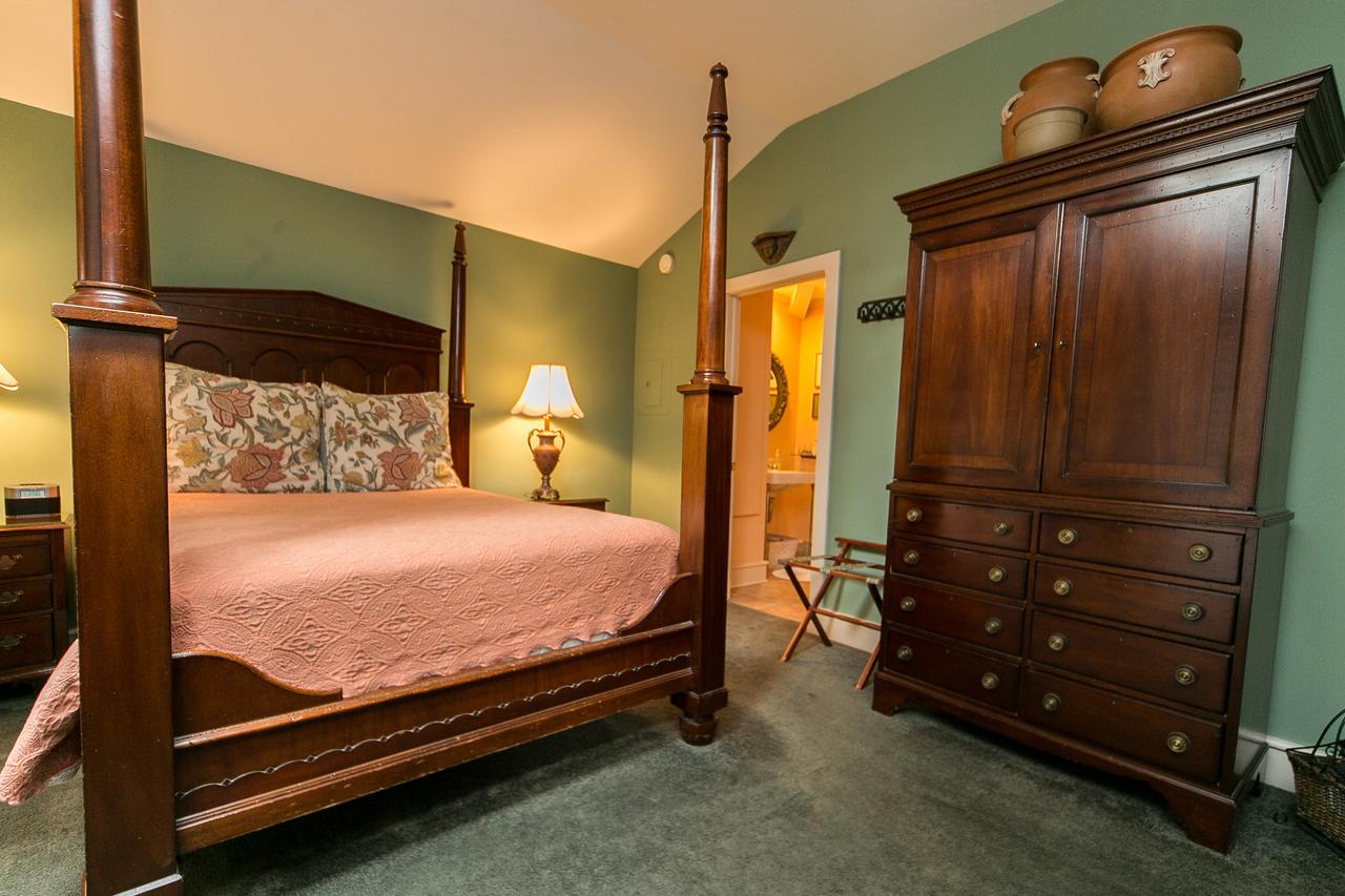 Hidden Garden Cottages & Suites - thumb 10