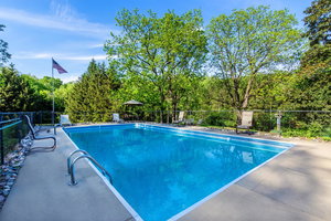 Relaxing Retreat In Lowell MI