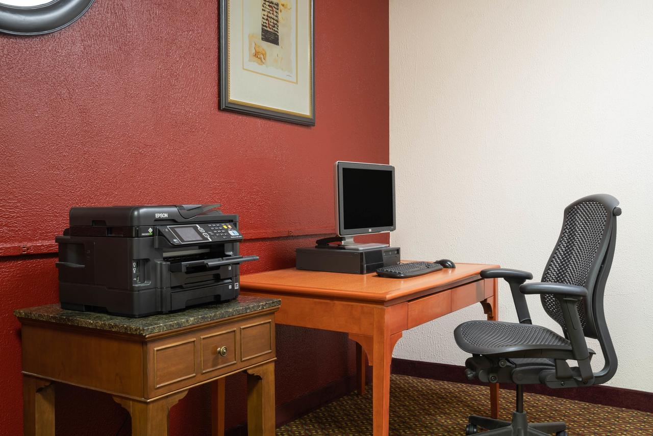 Ramada By Wyndham Albert Lea - thumb 20