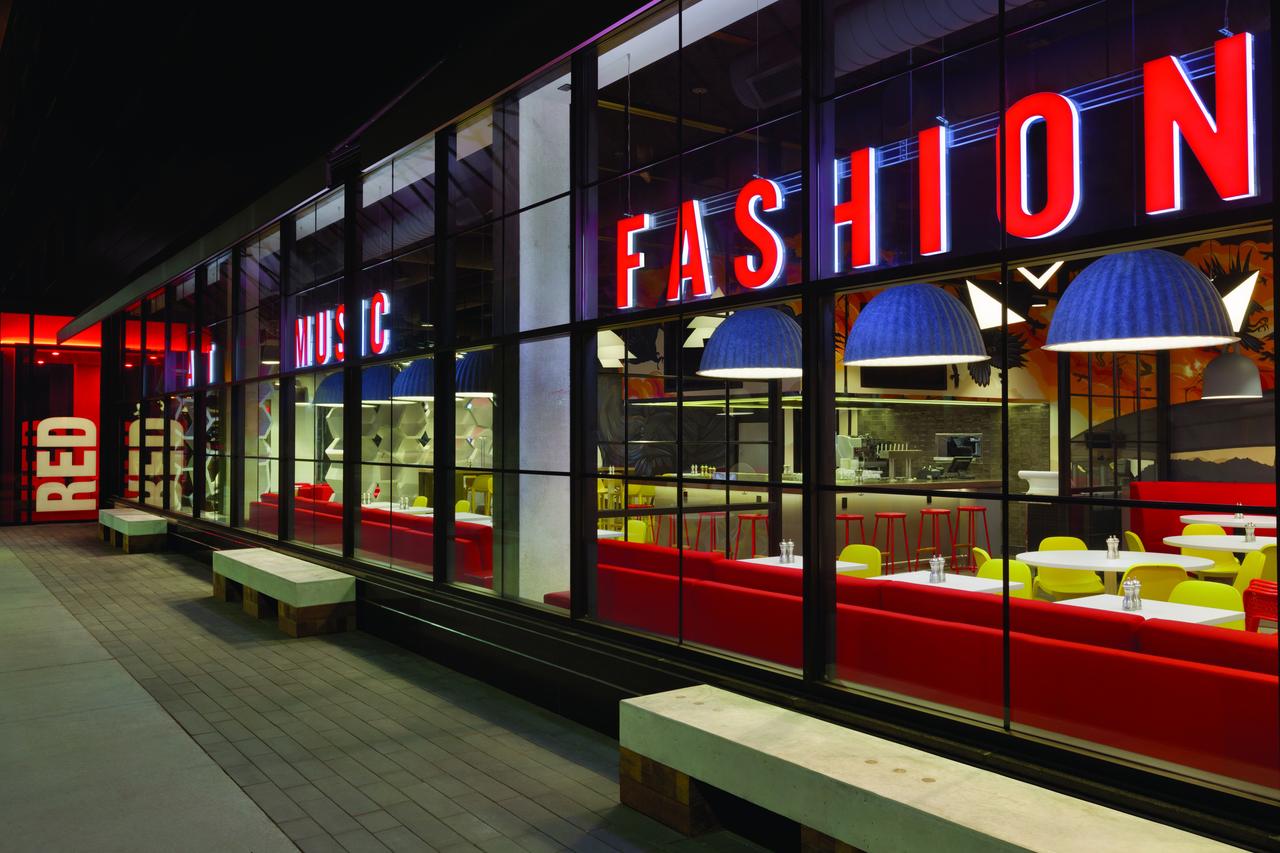 Radisson Red Minneapolis Downtown - thumb 2