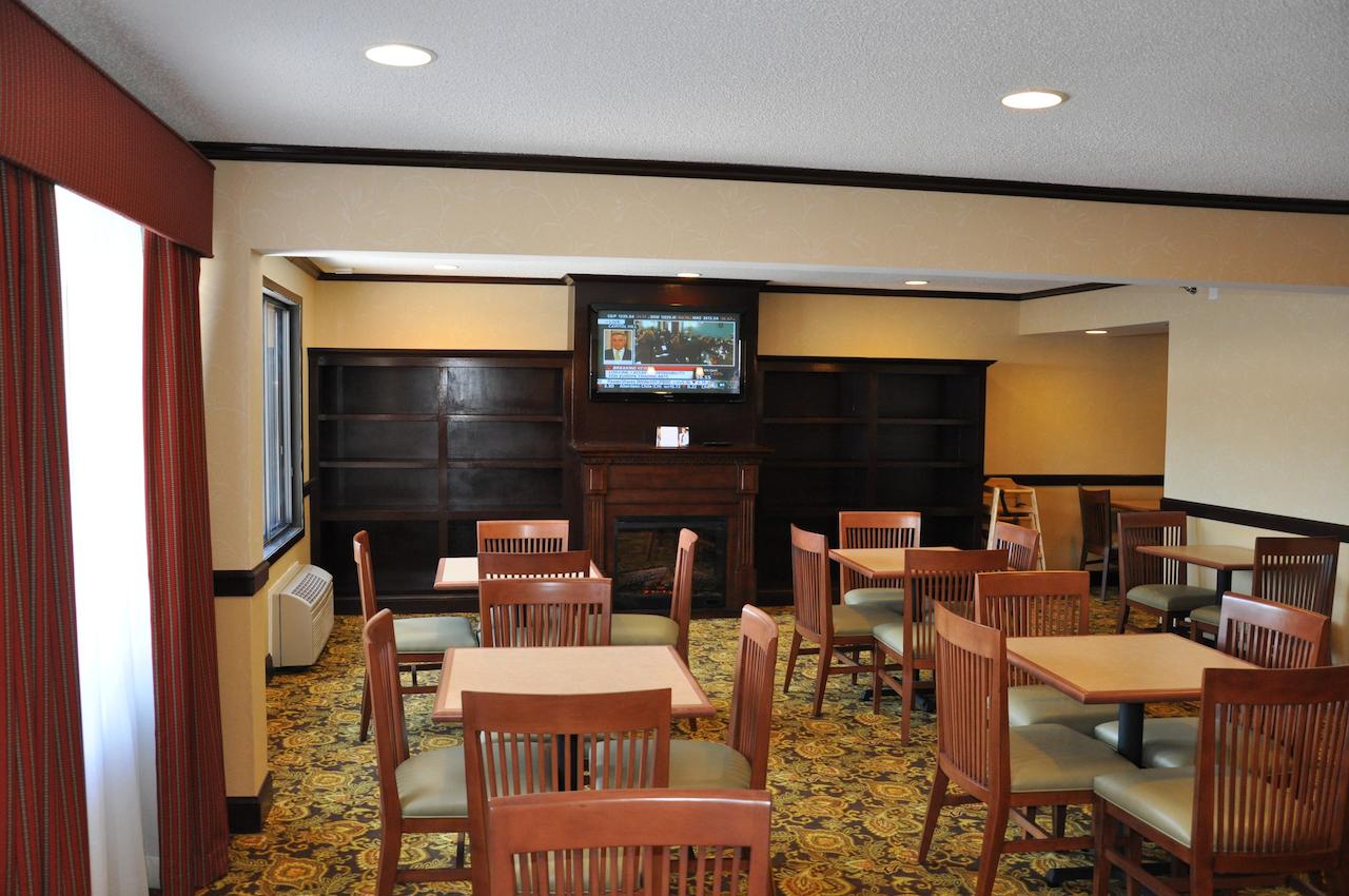 Country Inn & Suites By Radisson, Coon Rapids, MN - thumb 16