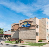Days Inn by Wyndham Kirksville - Accommodation Michigan