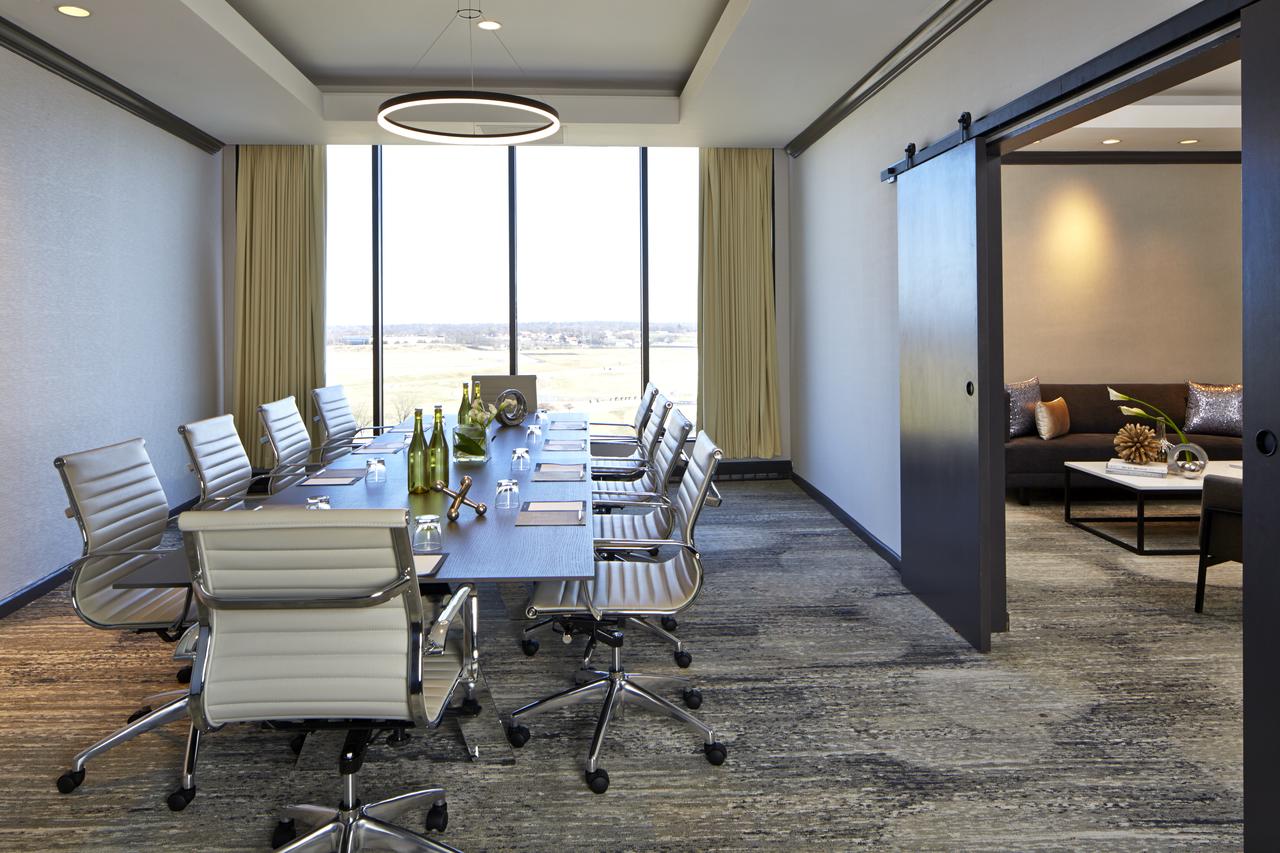 Renaissance St. Louis Airport Hotel - thumb 13