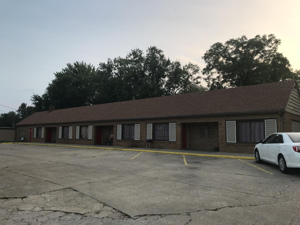 Budget Host Village Inn - thumb 11