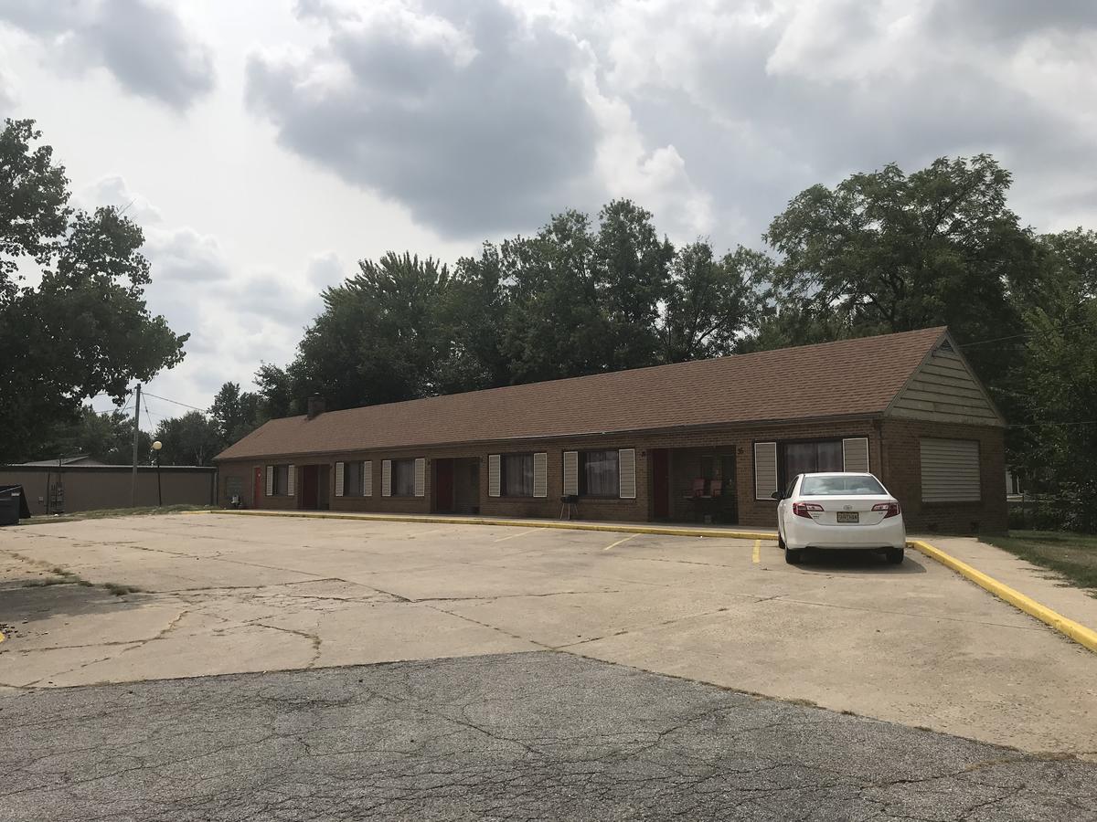 Budget Host Village Inn - thumb 9