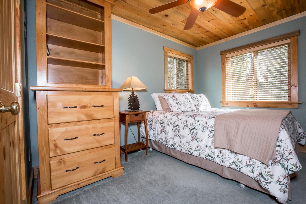 Black Bear Lodge - thumb 15