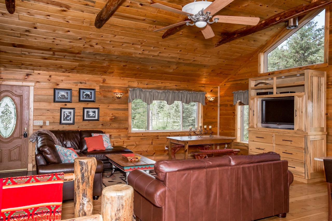 Black Bear Lodge - thumb 1