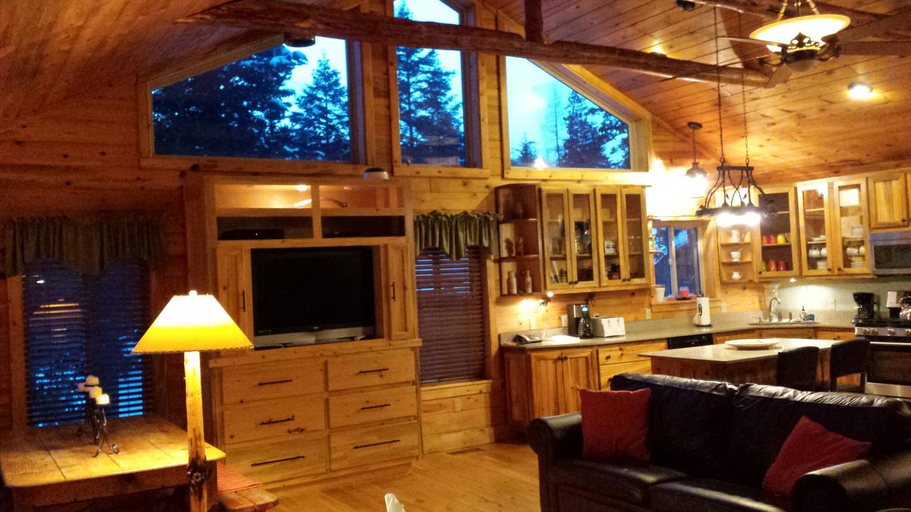 Black Bear Lodge - thumb 17