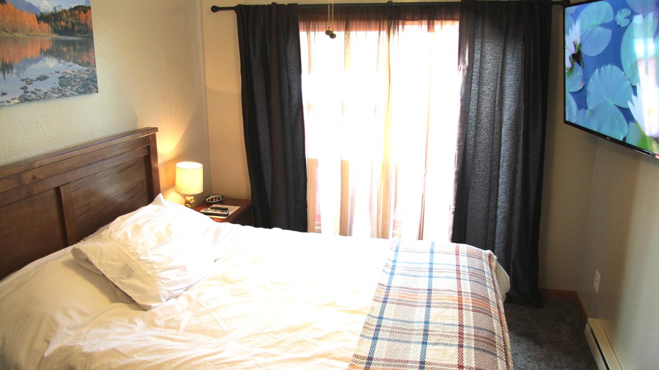 Cowboy Condo - thumb 8