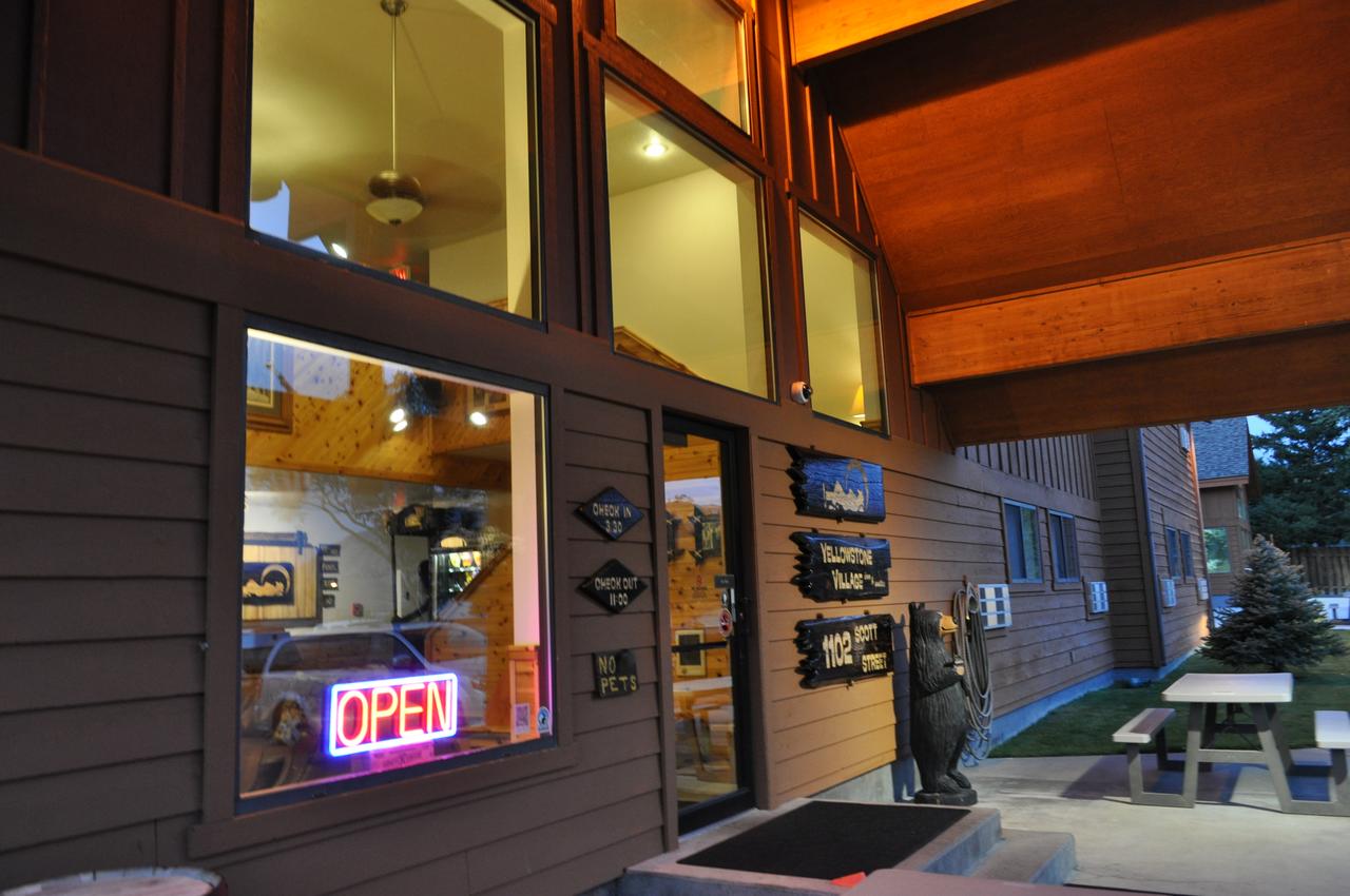 Yellowstone Village Inn And Suites - thumb 25