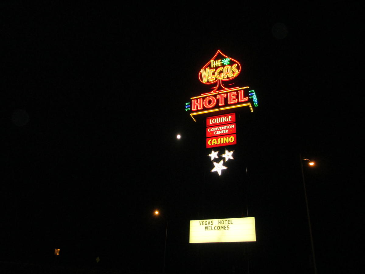 The Vegas Hotel - thumb 23