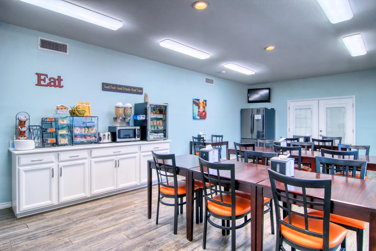 Alister Square Inn - thumb 41