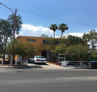 The Yellow House - Accommodation Michigan