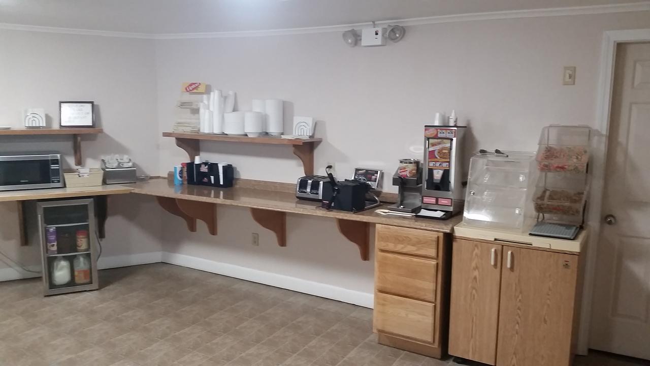 EastGate Inn - thumb 36