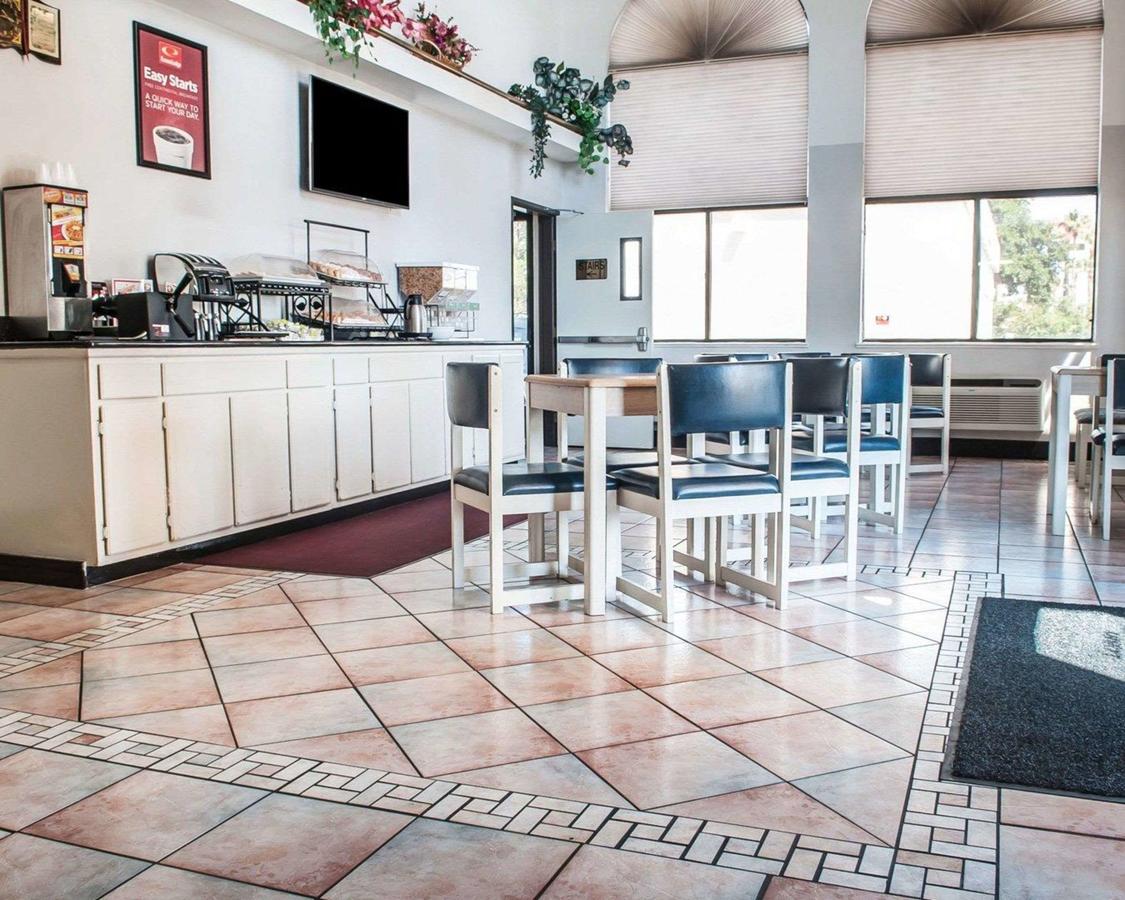 Econo Lodge Las Cruces University Area - thumb 10