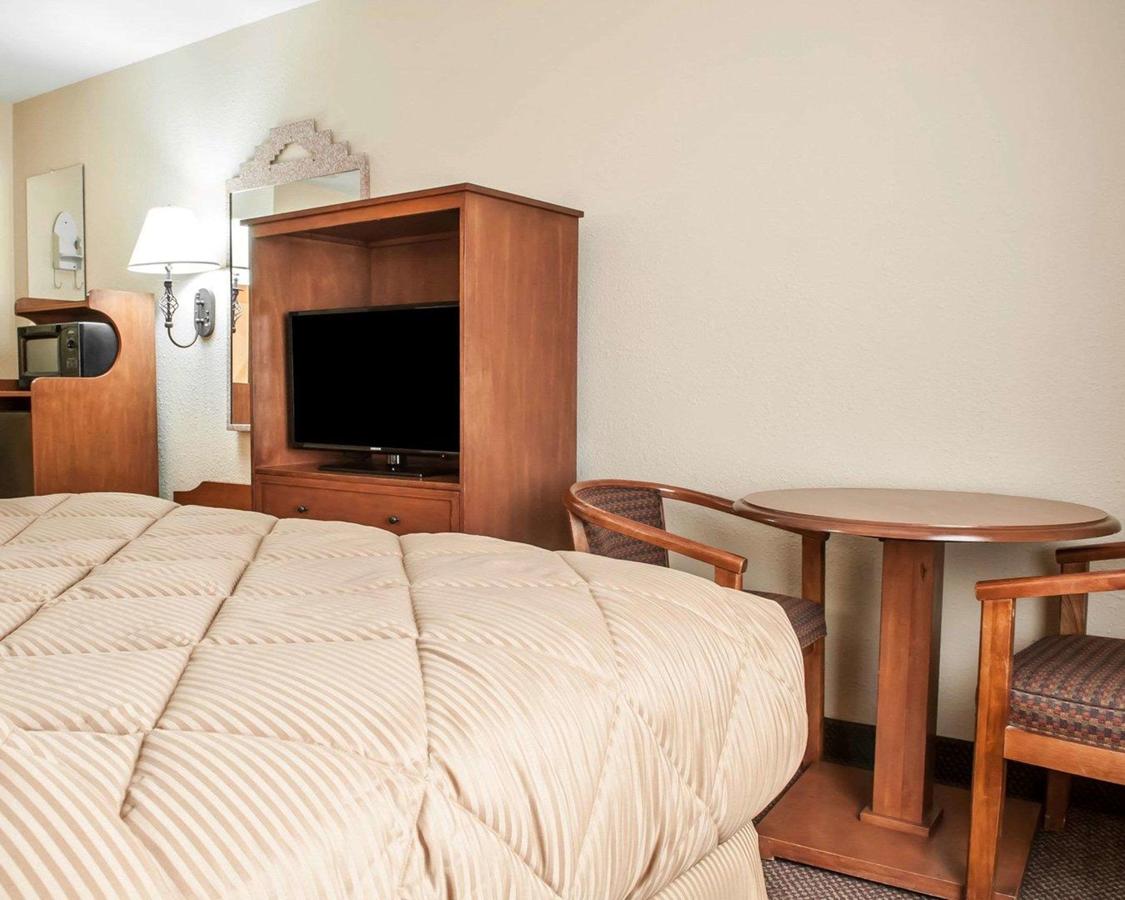 Econo Lodge Las Cruces University Area - thumb 14