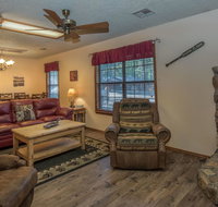 Shadow Mountain Lodge and Cabins - Accommodation Michigan