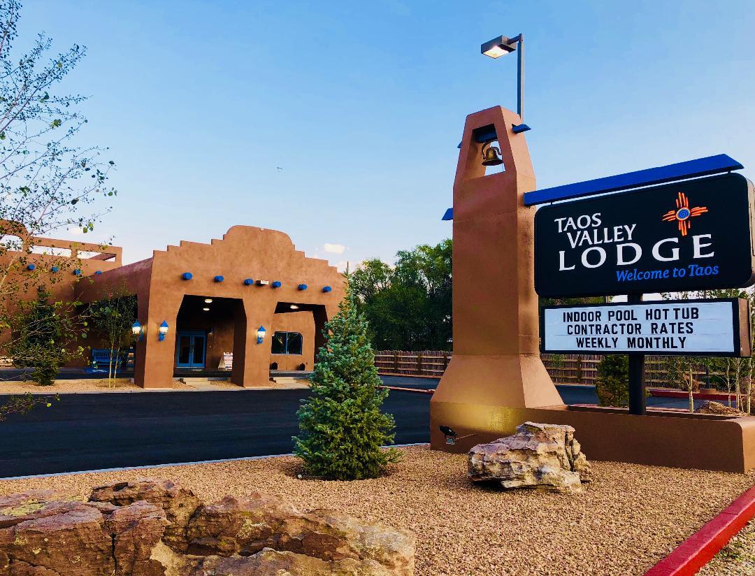 Taos Valley Lodge - thumb 4