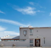 Super 8 by Wyndham Taos - Accommodation Michigan