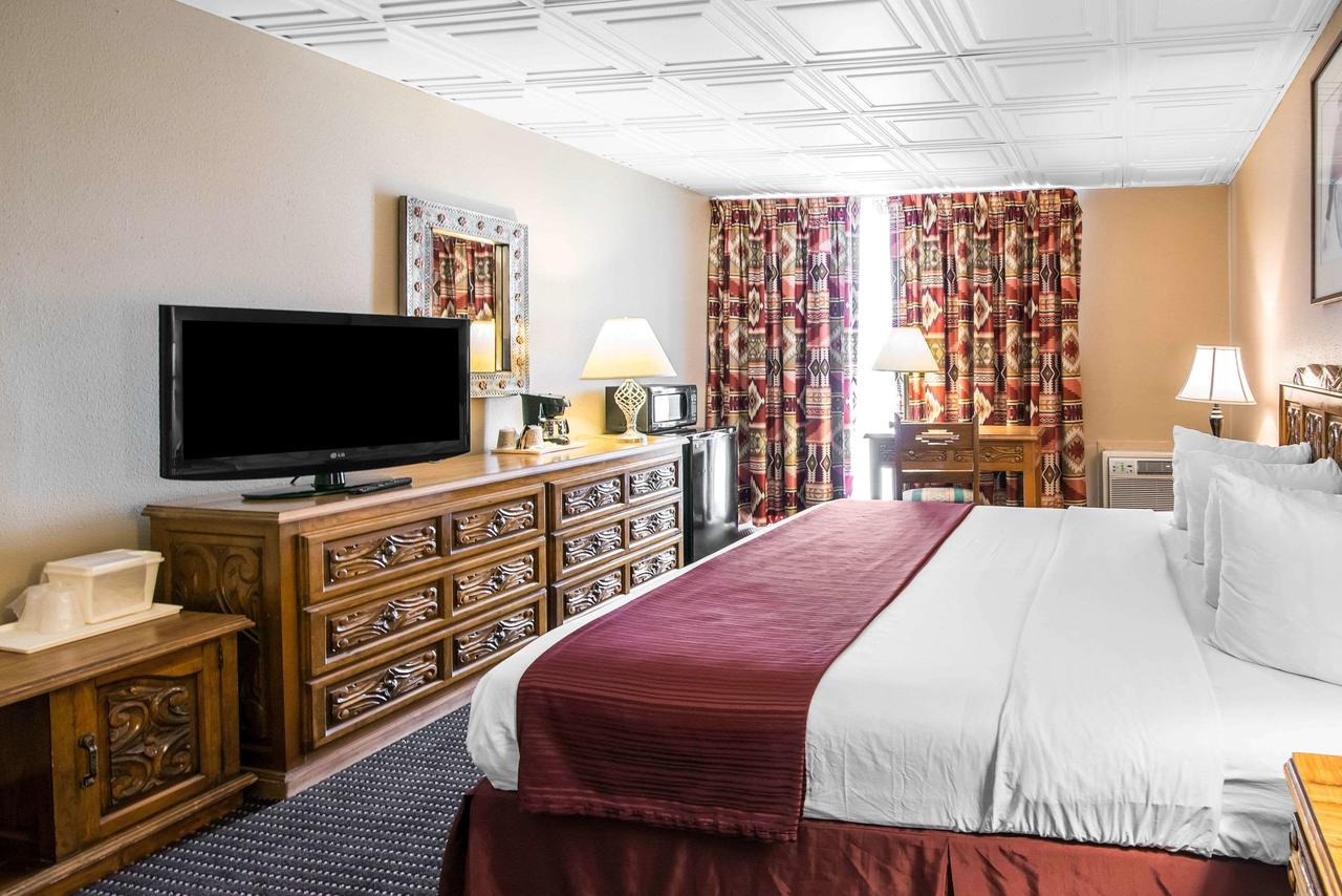 Quality Inn Taos - thumb 5