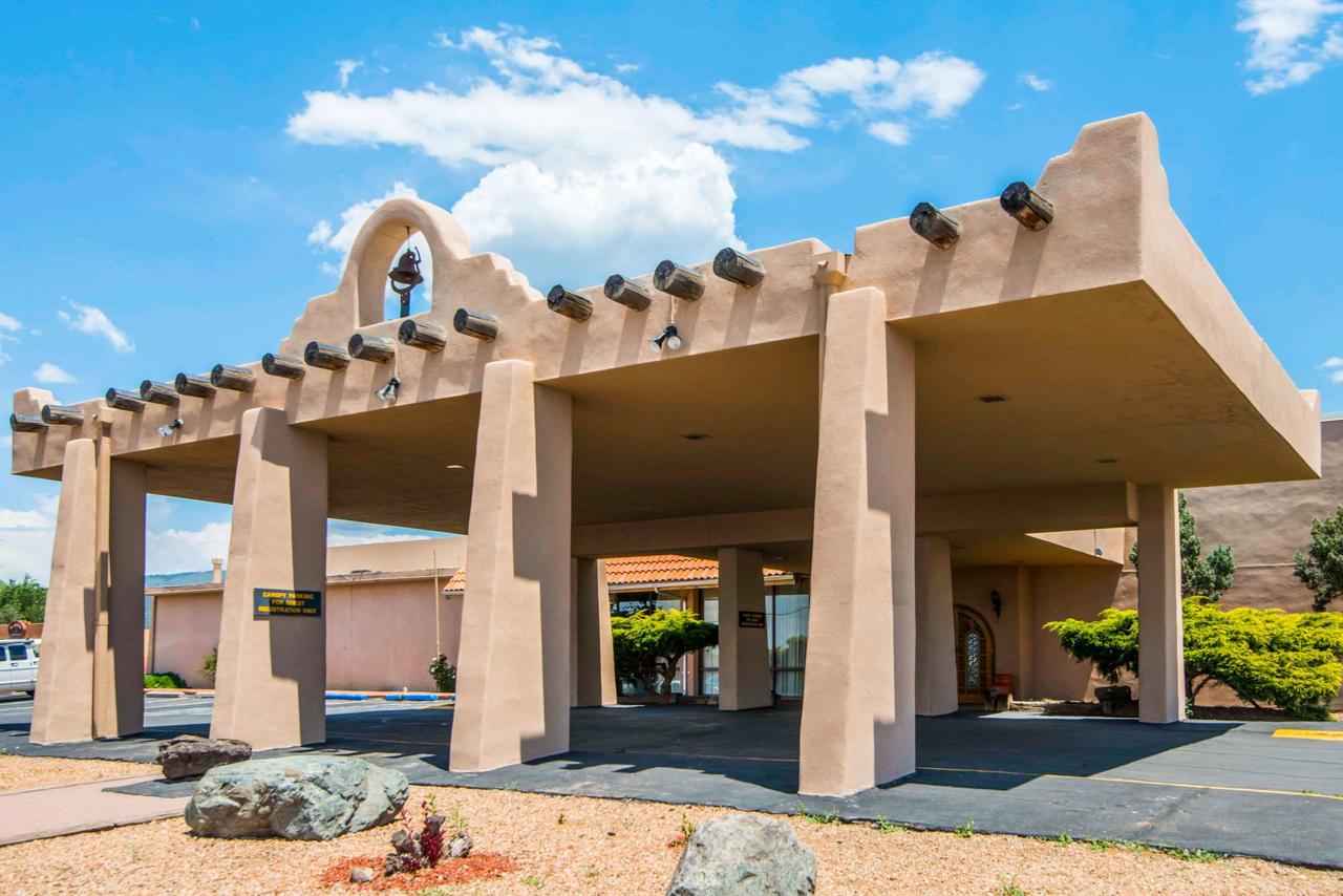 Quality Inn Taos - thumb 15