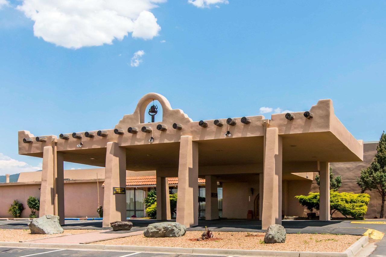 Quality Inn Taos - thumb 29