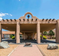 Quality Inn Taos - Accommodation Michigan