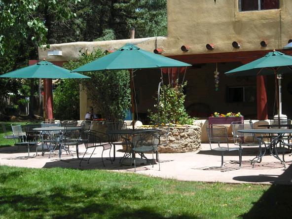 El Pueblo Lodge - thumb 1