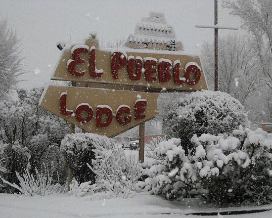 El Pueblo Lodge - thumb 0